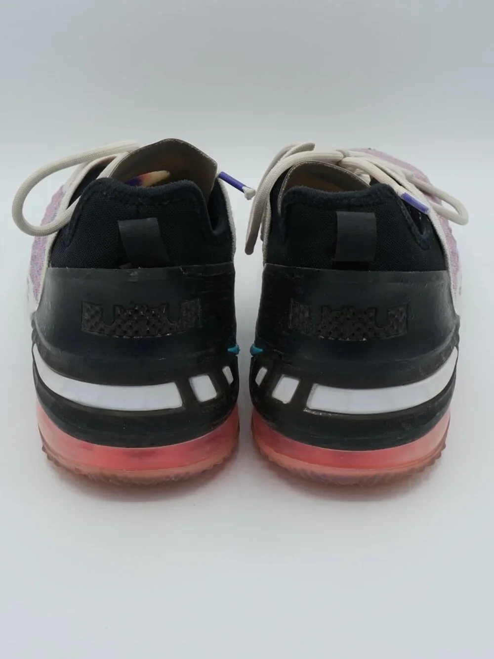 Nike LeBron 18 